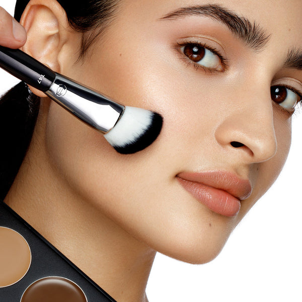 Esum Cream Foundation Brush