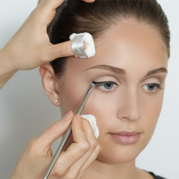 Esum Angle Liner Brush