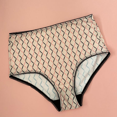 High Waisted Retro Panty - Pink Net Print